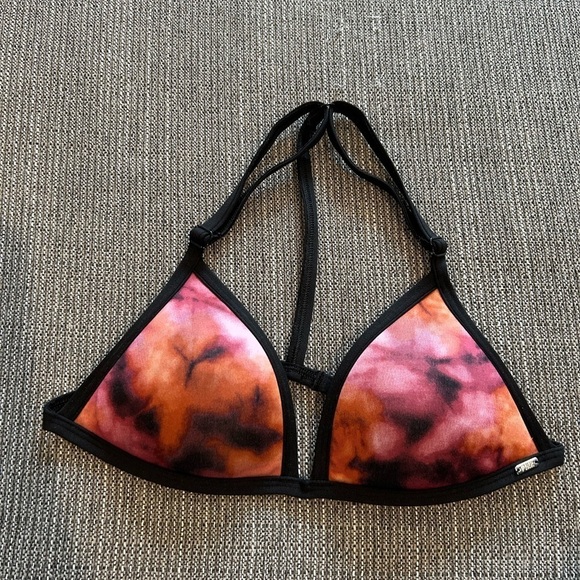 PINK Victoria's Secret Other - D01.3 Victoria Secret PINK beautiful condition bikini top multicolored XS